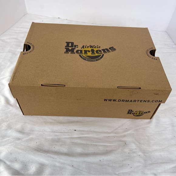 NIB DR MARTENS 8 PEARSON SANDAL - Picture 7 of 7